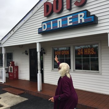 Dots Diner - Williams Blvd. - Diners Near Me - Kenner, Louisiana