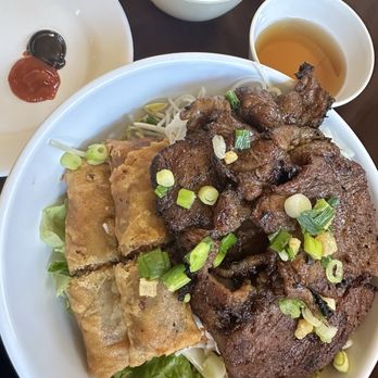Pho Saigon 1 - Vermicelli Charbroiled Beef and Eggroll - Vietnamese Near Me - Chatsworth, California