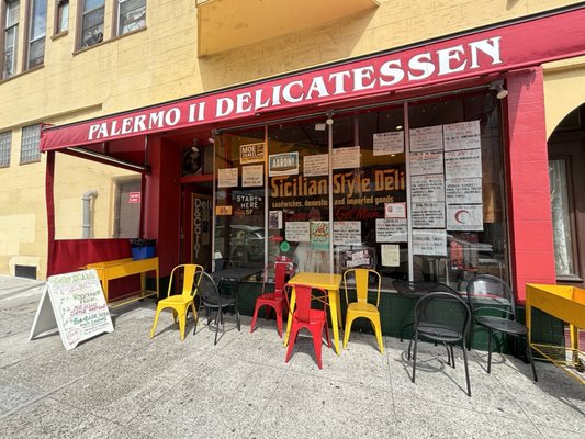 Palermo II Delicatessen by null