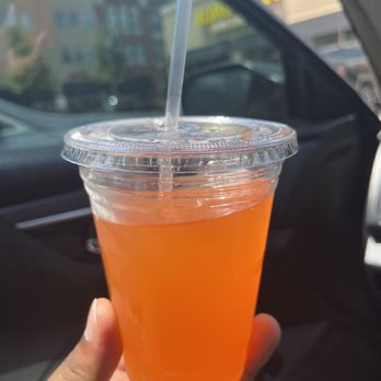 Burger Bodega - Strawberry lemonade - Burgers Near Me - Houston, Texas Burger Bodega - Strawberry lemonade - Burgers Near Me - Houston, Texas