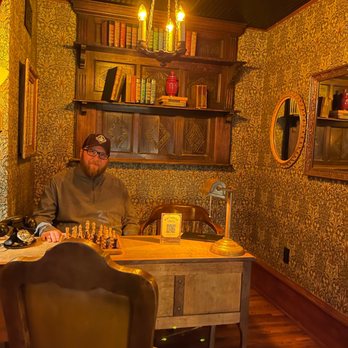 Chemist Spirits - Enjoy a game of chess in your private suite with drinks - Distilleries Near Me - Asheville, North Carolina Chemist Spirits - Enjoy a game of chess in your private suite with drinks - Distilleries Near Me - Asheville, North Carolina