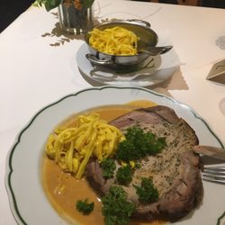 Restaurant im Hotel Ott - Gefüllte Kalbsbrust