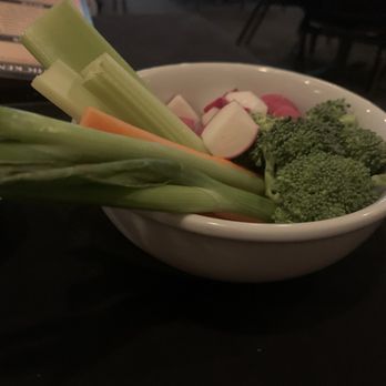 Eddie's Steak & Seafood - Relish bowl, great touch - Seafood Near Me - Guymon, Oklahoma