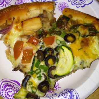 Round Table Pizza - Chicken Garlic Sauce & Pesto Veggie ohh so good! - Pizza Near Me - Kailua, Hawaii