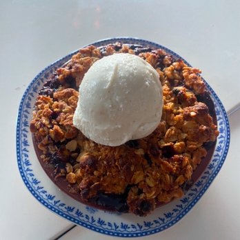 Sassafras - Blueberry crisp - Southern Near Me - West Palm Beach, Florida Sassafras - Blueberry crisp - Southern Near Me - West Palm Beach, Florida