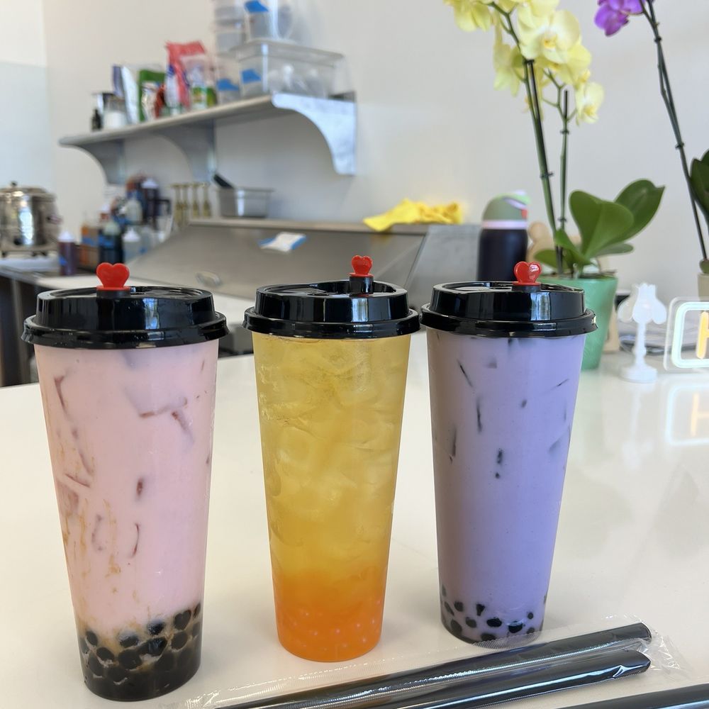 Boba House - Strawberry , green tea with mango boba , taro - Bubble Tea Near Me - Seattle, Washington