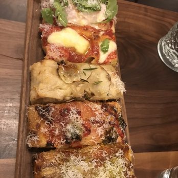 Alimentari  - The pizza sampler...just ok some pizzas were better than others! - Wine Bars Near Me - Philadelphia, Pennsylvania