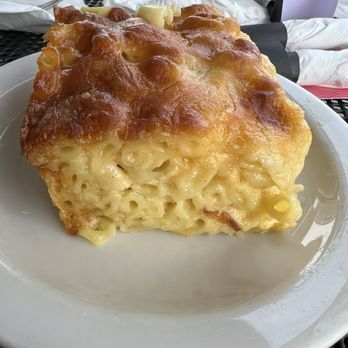 M'Dears Bakery & Bistro - Mac and Cheese - Soul Food Near Me - Los Angeles, California