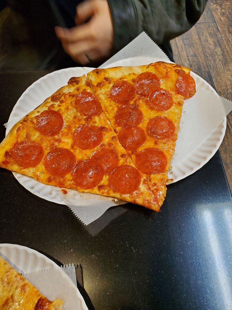 PIZZA D’AMORE Updated August 2024 124 Photos & 127 Reviews 8949A