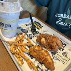 Breaded 2 Chicken Tenders and cookies and cream Hand-Spun Shake