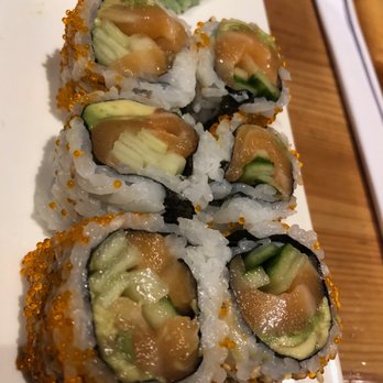 Umi Sake House - Seattle Roll - Sushi Bars Near Me - Seattle, Washington