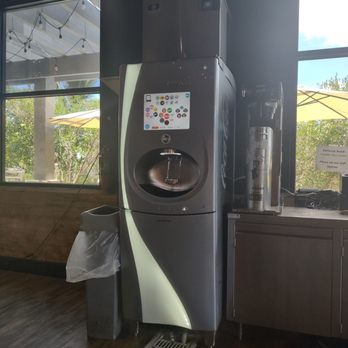 Dickey's Barbecue Pit - Coke fountain - American Near Me - Kapolei, Hawaii Dickey's Barbecue Pit - Coke fountain - American Near Me - Kapolei, Hawaii