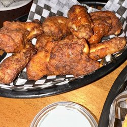 Lougheed Village Bar & Grill - Hot Wings