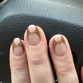 Highland Nails & Spa - Nail Salons Near Me - Austin, Texas