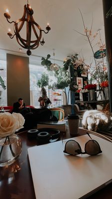 Café-Flor / Bar 21 by null