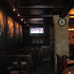 Pub Fuco Lois