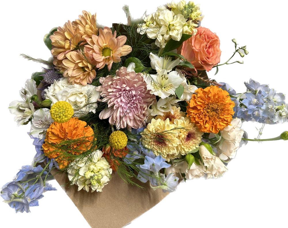 BAY PARK FLOWERS Updated August 2024 125 Photos & 61 Reviews 2555