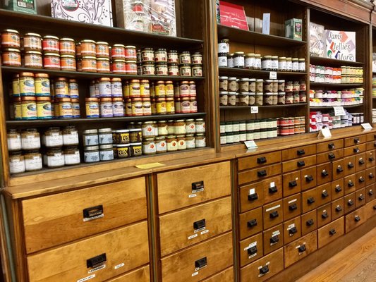 Quechee Gorge Village by null