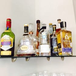 El Farallon - Premium spirits (mostly tequilas)
