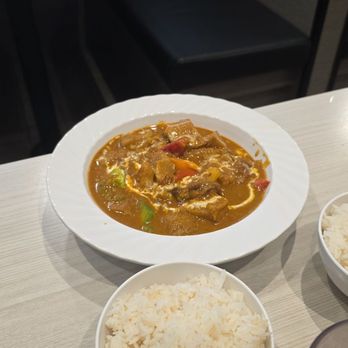 Little Ring Cafe - Curry Chicken - Hong Kong Style Cafe Near Me - Markham, Ontario