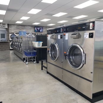 Wash House - Gladstone - Large capacity self use - Laundromat Near Me - Gladstone, Missouri Wash House - Gladstone - Large capacity self use - Laundromat Near Me - Gladstone, Missouri