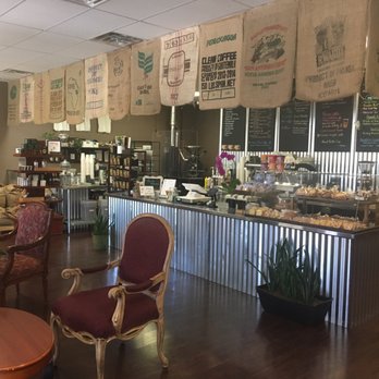 Desert Wind Coffee Roasters - Great atmosphere - Coffee Roasteries Near Me - Las Vegas, Nevada Desert Wind Coffee Roasters - Great atmosphere - Coffee Roasteries Near Me - Las Vegas, Nevada