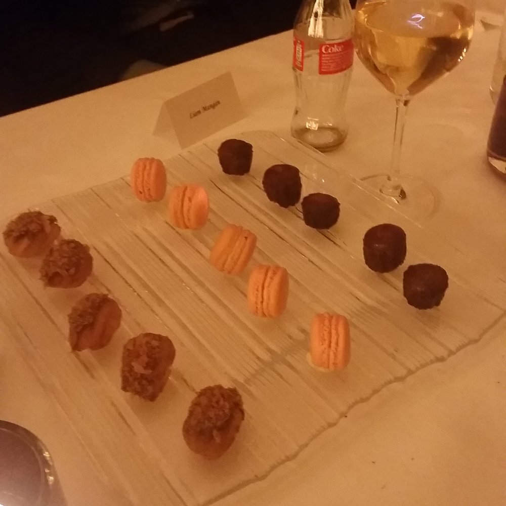 L'ecrivain Restaurant - Macarons for the road - French Near Me - Dublin, D