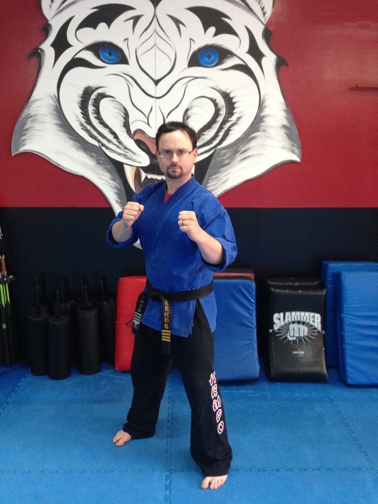 Kempo Franklin Square Logo