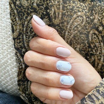 Ultimate Nails - Nail Salons Near Me - Burien, Washington