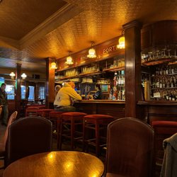 Duke of Edinburgh - The bar