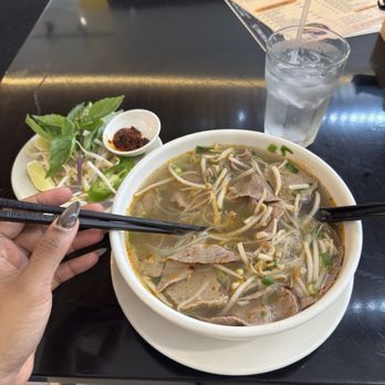Em Pho & Cafe - Beef Pho - Vietnamese Near Me - Orland Hills, Illinois Em Pho & Cafe - Beef Pho - Vietnamese Near Me - Orland Hills, Illinois