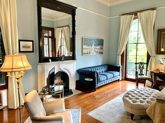 The Lanaux Mansion by null