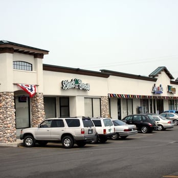 Grants Pass Shopping Center - Grants Pass Shopping Center - Shopping Centers Near Me - Grants Pass, Oregon Grants Pass Shopping Center - Grants Pass Shopping Center - Shopping Centers Near Me - Grants Pass, Oregon