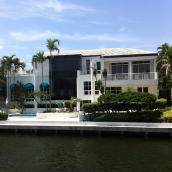 Riverfront Cruises - House where some episodes of Miami Vice was filmed in the 80's, seen from the Riverfront Cruise. - Boating Near Me - Ft Lauderdale, Florida Riverfront Cruises - House where some episodes of Miami Vice was filmed in the 80's, seen from the Riverfront Cruise. - Boating Near Me - Ft Lauderdale, Florida