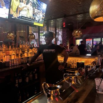 Jason Aldean’s Kitchen + Bar - Best bartender - Bars Near Me - Las Vegas, Nevada Jason Aldean’s Kitchen + Bar - Best bartender - Bars Near Me - Las Vegas, Nevada