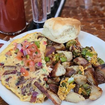 Bacon Boise - Boise Basin Omelet - Breakfast & Brunch Near Me - Boise, Idaho Bacon Boise - Boise Basin Omelet - Breakfast & Brunch Near Me - Boise, Idaho
