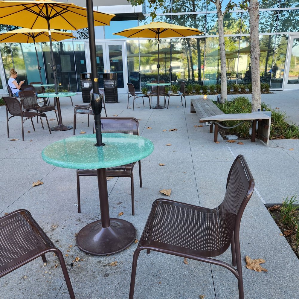 South LA Cafe - Beautiful outdoor dining area - Coffee & Tea Near Me - Los Angeles, California