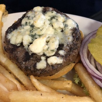 Annie's - Burgers available for breakfast - Sandwiches Near Me - Newport, Rhode Island