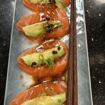 Sora Sushi - Salmon Hamacha with truffle oil and avocados - Japanese Near Me - Hermosa Beach, California Sora Sushi - Salmon Hamacha with truffle oil and avocados - Japanese Near Me - Hermosa Beach, California