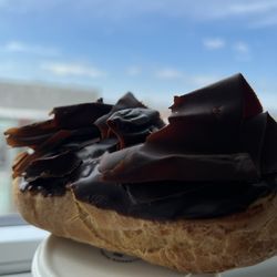 Bittersweet Bakery - Just look at the slivers of chocolate atop that eclair!