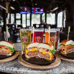 CharBar No 7 - Burgers and Beer