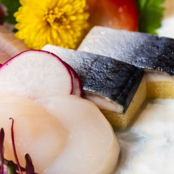 Hibiki Japanese Cuisine - Sashimi Moriawase 18 pcs ($58) - Japanese Near Me - Markham, Ontario Hibiki Japanese Cuisine - Sashimi Moriawase 18 pcs ($58) - Japanese Near Me - Markham, Ontario