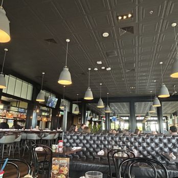 Iron Horse Tavern - Inside seating - New American Near Me - Folsom, California