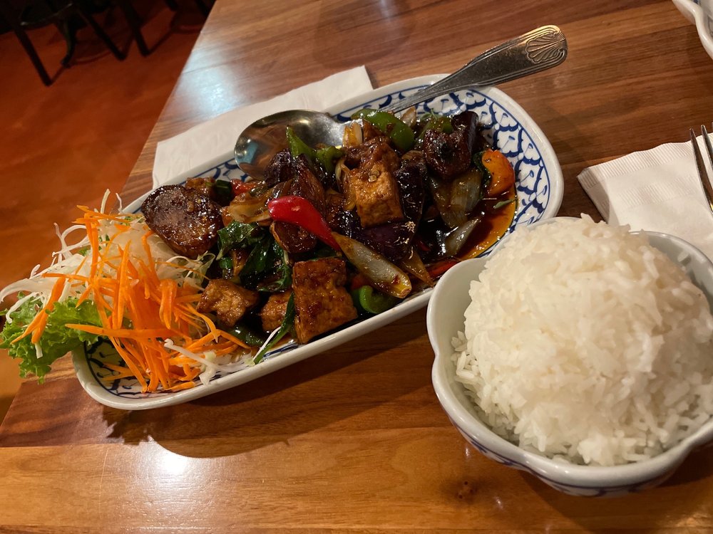 BAAN THAI RESTAURANT Updated November 2024 156 Photos & 221 Reviews