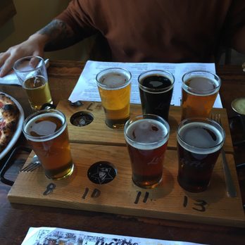 Lucette Brewing - Flight! $7 for 4 7oz pours! - Pizza Near Me - Menomonie, Wisconsin