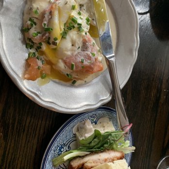 AMBAR Restaurant, Capitol Hill - Salmon Benedict / Poširana Jaja sa Lososom and Fried Chicken Sandwich / Pileći Sendvič - Modern European Near Me - Washington, DC, District of Columbia