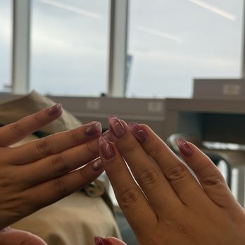 Gloss Nail Spa - Nail Salons Near Me - Pasadena, California
