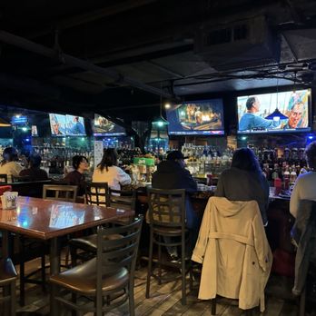 Stan's Restaurant & Bar - Seafood Near Me - Washington, DC, District of Columbia Stan's Restaurant & Bar - Seafood Near Me - Washington, DC, District of Columbia