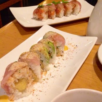 Teru Sushi - Okay sushi roll but thank you for the check in small sake! :) - Sushi Bars Near Me - Studio City, California