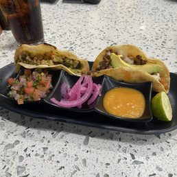 Mar Y Tierra Taco